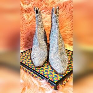 Betsey Johnson Diva Short Boots = NWOT